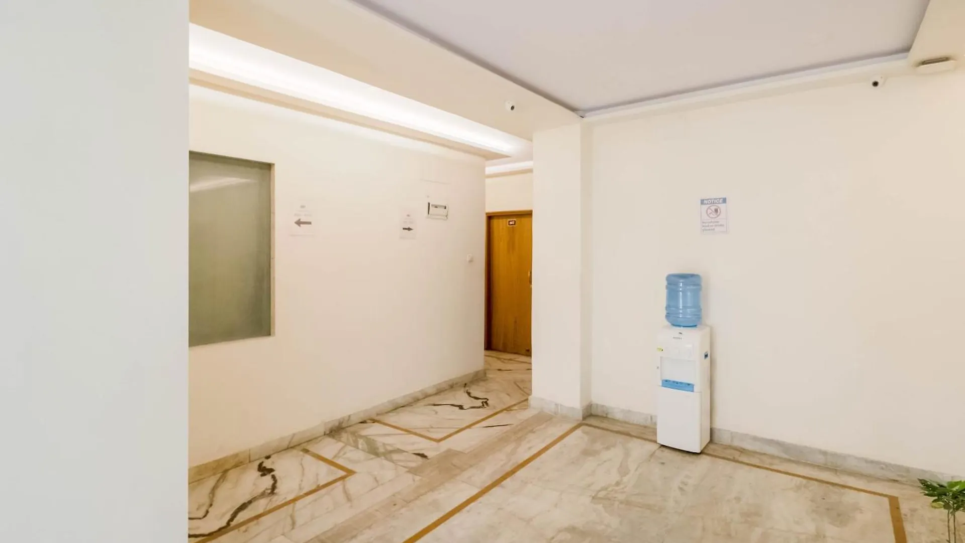 Collection O Kewal Palace Hyderabad Gate Kakarmatha Hotel